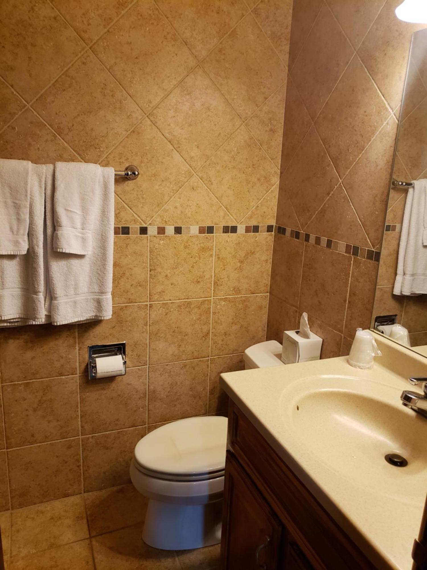 Rib Mountain Inn Wausau Room photo